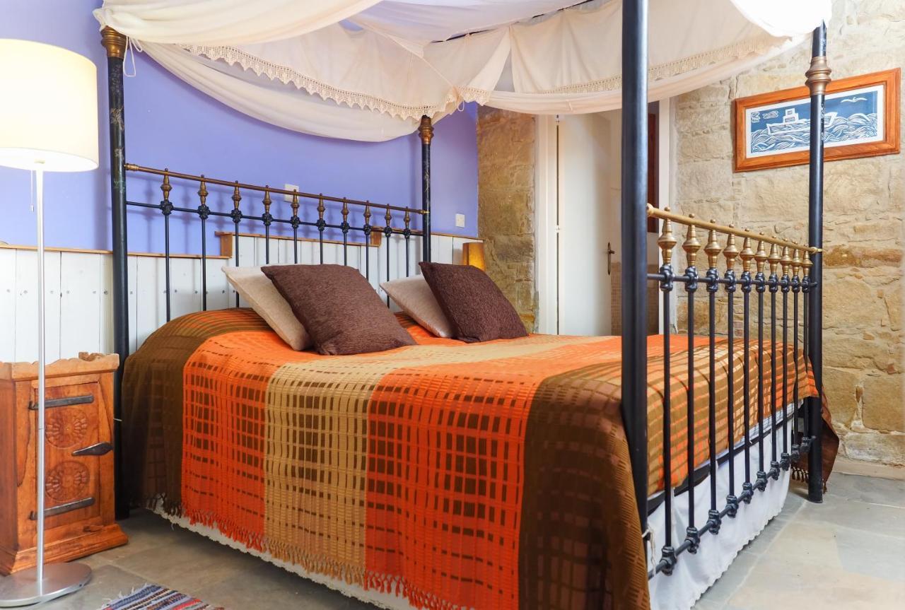 Zoes Traditional Apartments, Bed & Breakfast Larnaca Zewnętrze zdjęcie